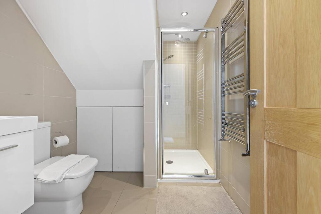 Stylish 1-bed Flat In Prime Kensington Location Appartamento Londra